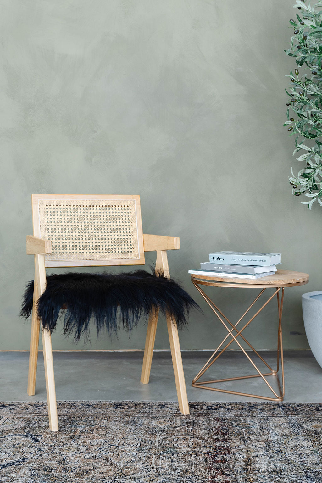 Black Icelandic Sheepskin Chair Pad