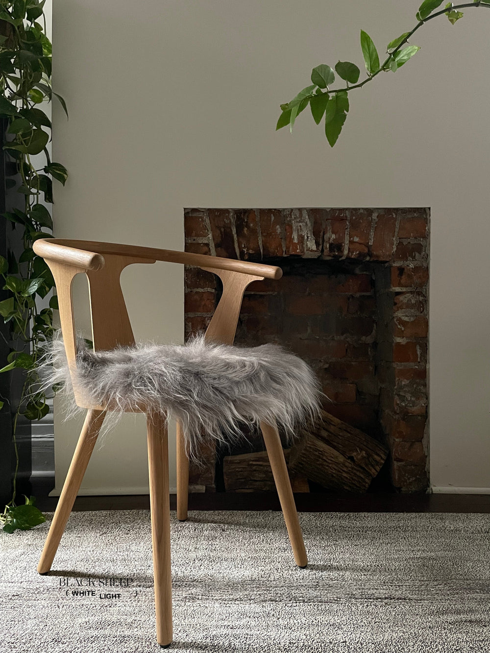 وسادة كرسي من جلد الغنم الأيسلندي المعدنيEX-STOCK Canada