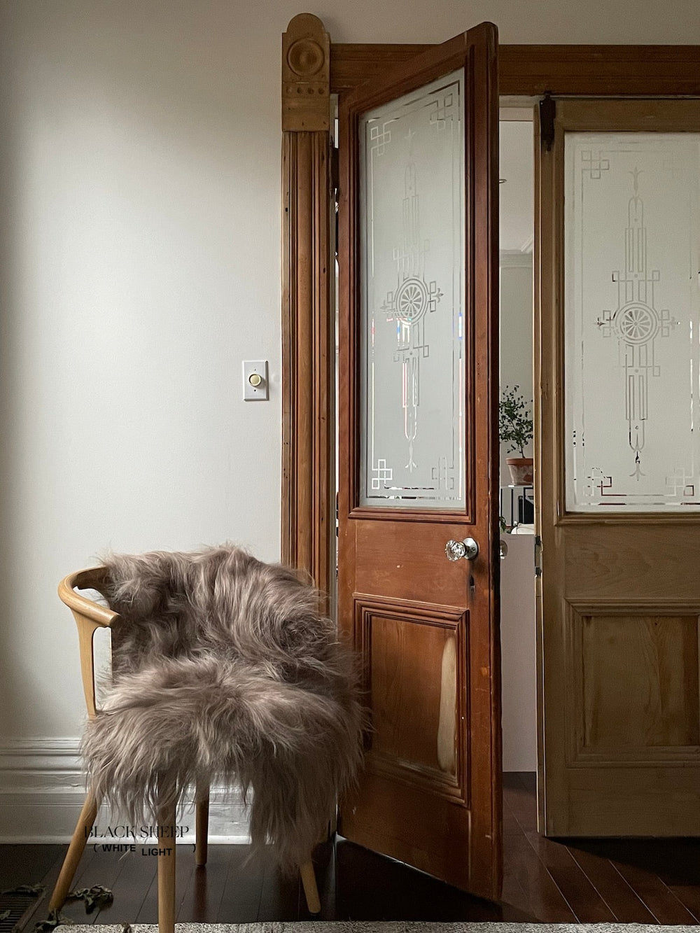 Taupe Icelandic Sheepskin EX-STOCK Canada