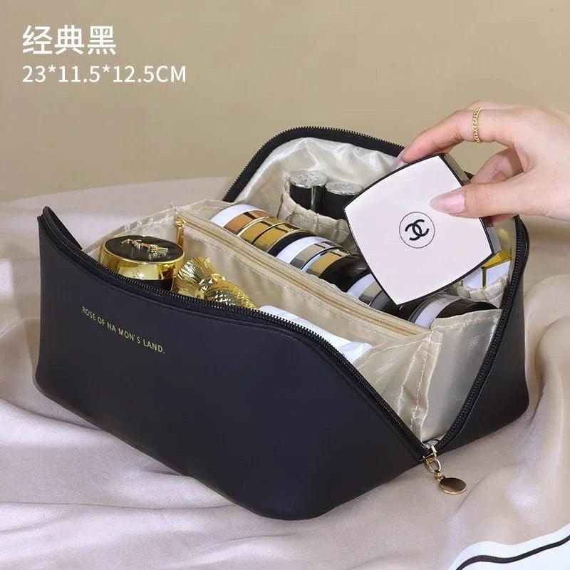 Large Capacity Travel Makeup Storage Bag EX-STOCK Canada