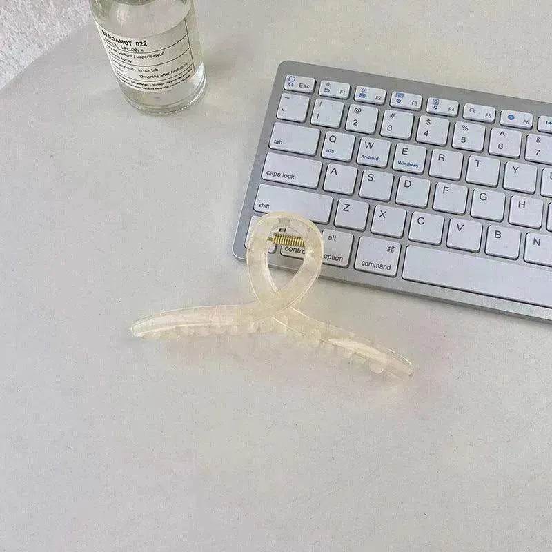 Large Jelly Minimalist Curve Bath Pan Hair Grabber - EX-STOCK Canada