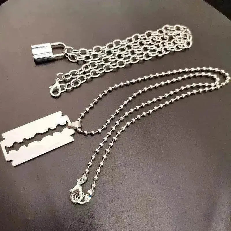 Collier punk à chaînes superposées - EX-STOCK Canada