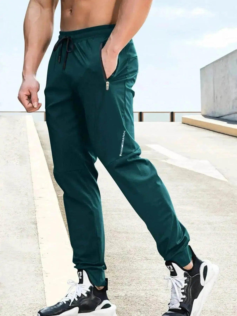 Pantalon décontracté pour hommes sportifs jeunes, taille ample et effilé - EX-STOCK Canada