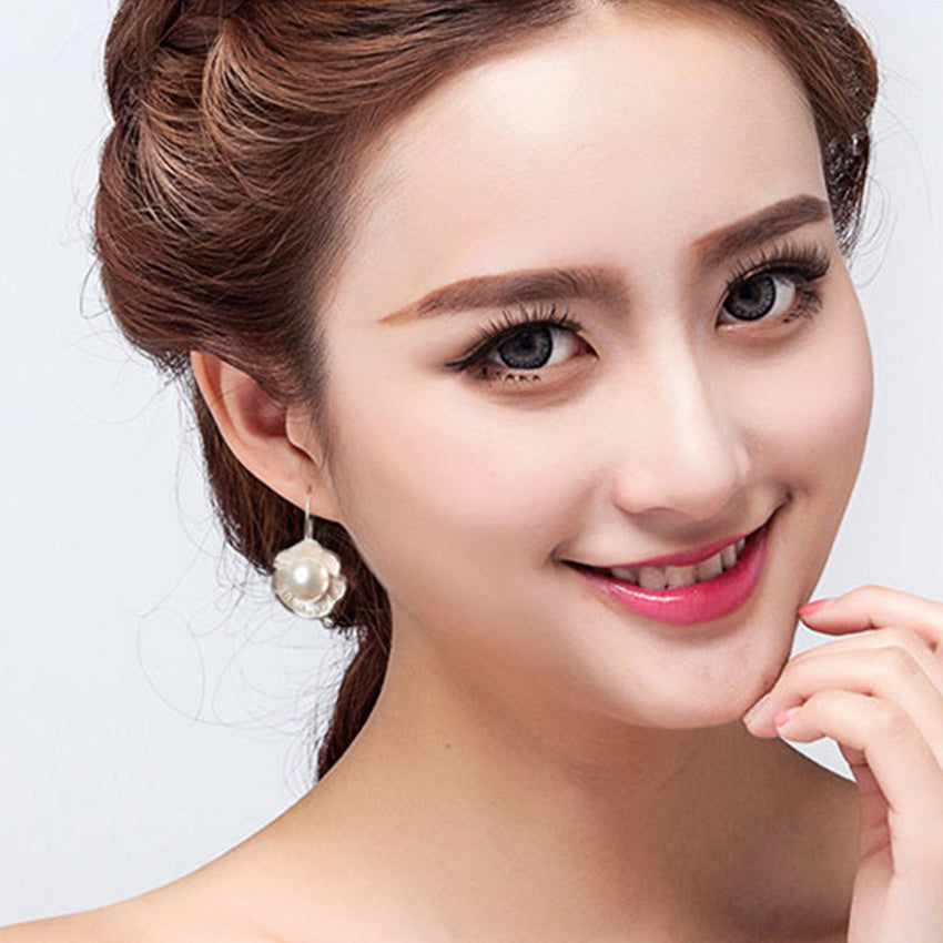 Orecchini a perno a fiore di loto Orecchini con perlaEX-STOCK Canada