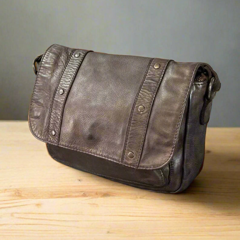 Bolso bandolera de cuero con tachuelas METEX-STOCK Canada