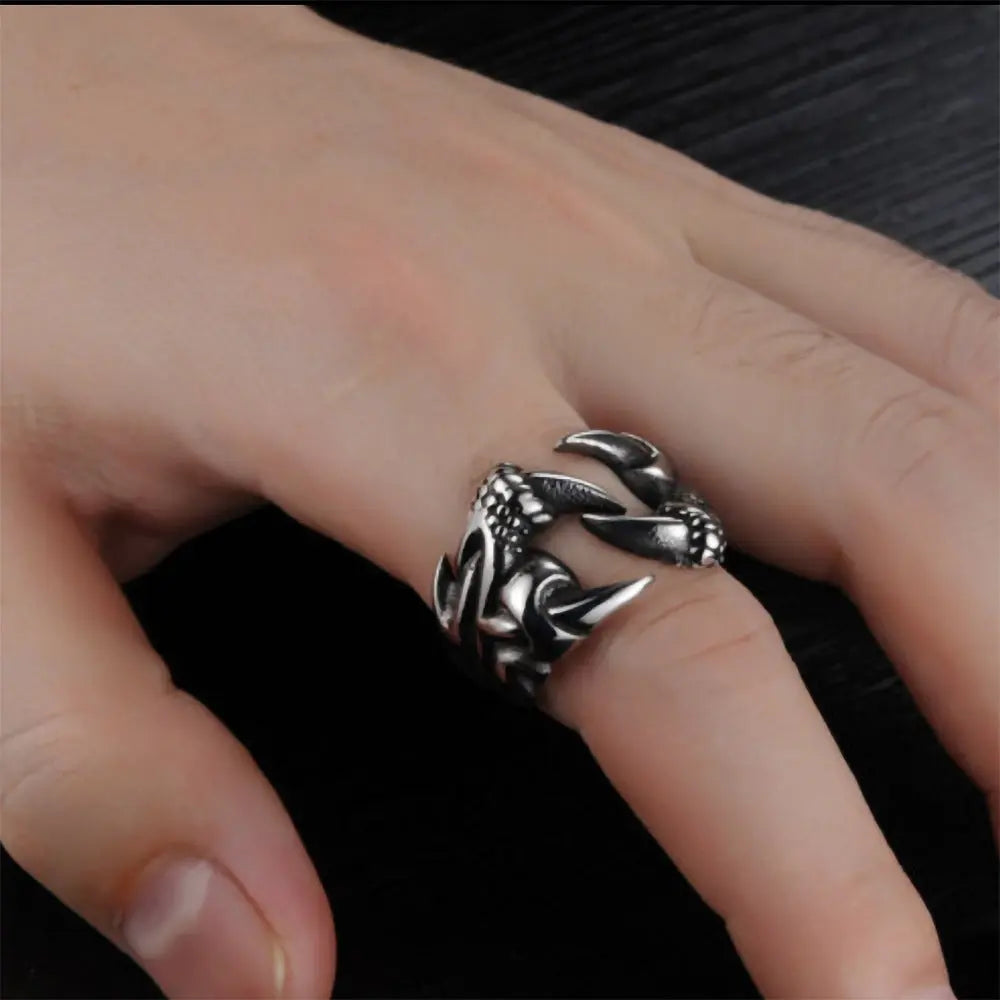 Men's Domineering Open Dragon Claw Ring Punk Chrome Jewelry Titanium Steel Dragon Claw Heart Party Rings For Men - EX-STOCK Canada