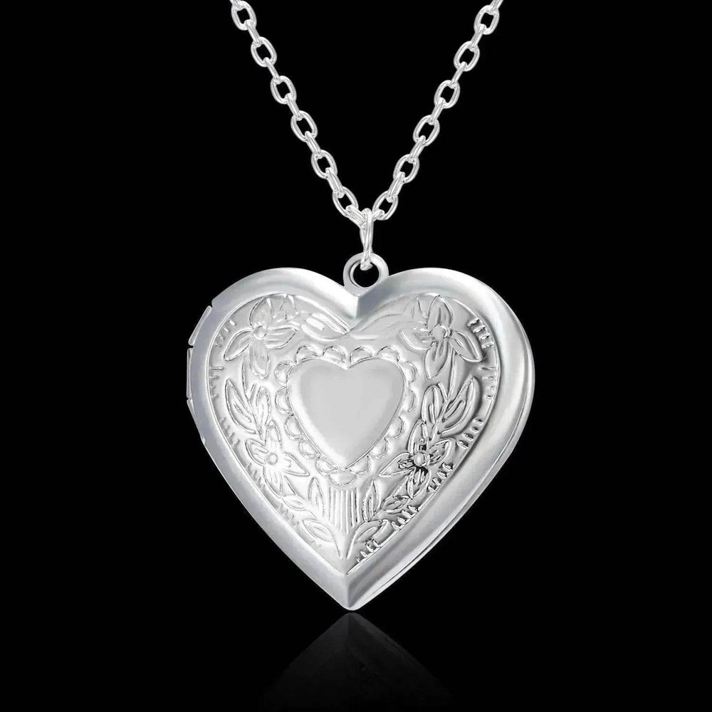 Personalized Heart-shaped Photo Frame Pendant Necklace - EX-STOCK Canada