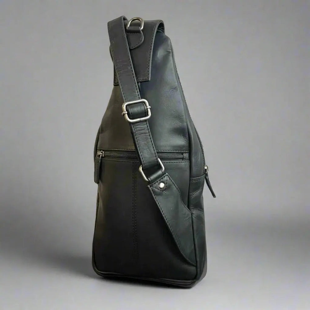 حقيبة ظهر متينة من جلد كامل للحمل على الكتفEX-STOCK Canada