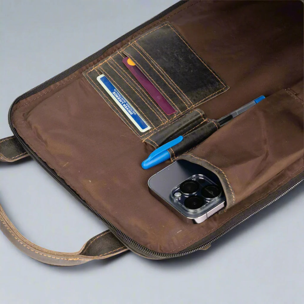 Sac à dos en cuir Greenwood avec compartiments renforcés pour ordinateur portable et tabletteEX-STOCK Canada