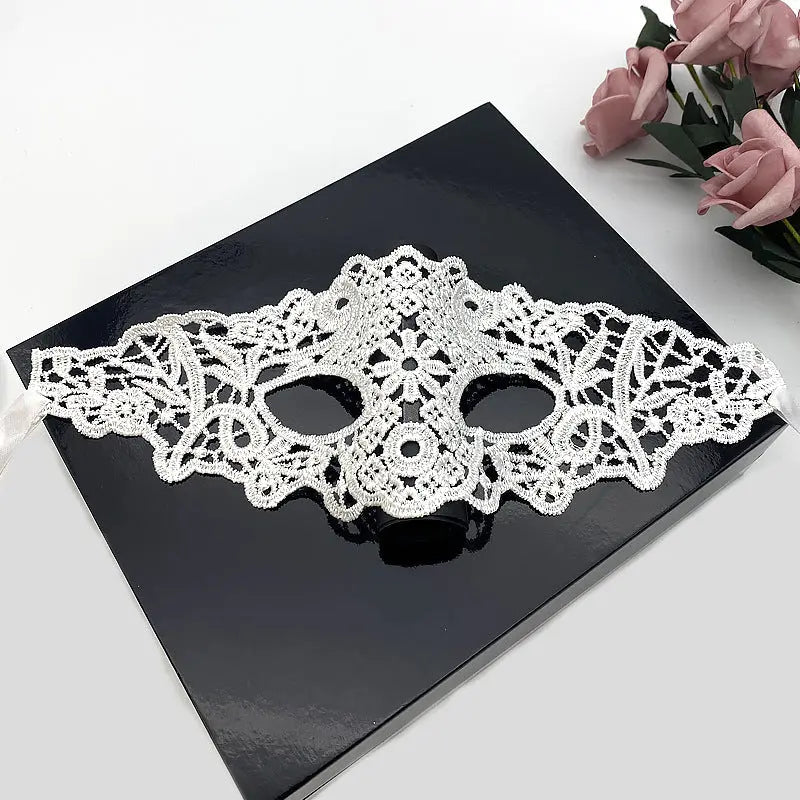 Sexy Lace Half Face Mask Ball Adult Princess Sexy Eye Mask Halloween Props Performance - EX-STOCK Canada