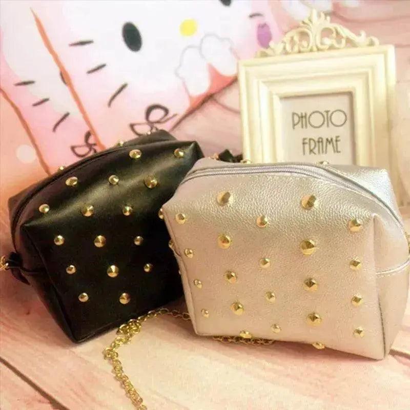 Petit sac femme nouveau sac bandoulière à clous - EX-STOCK Canada