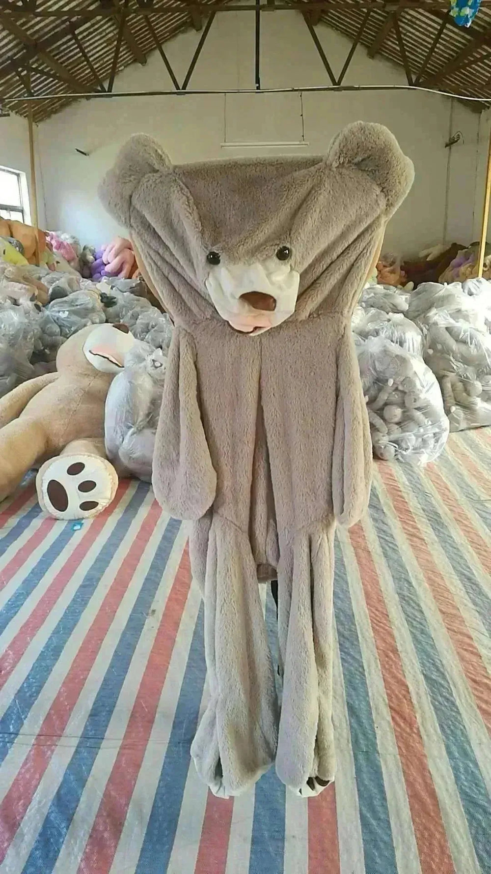 Peluche Ours Géant à Coque en Cuir Doux - EX-STOCK CANADA