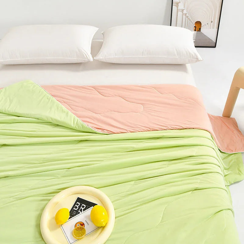 Couette fine lavable été version AB couleur unie sensation fraîcheEX-STOCK Canada