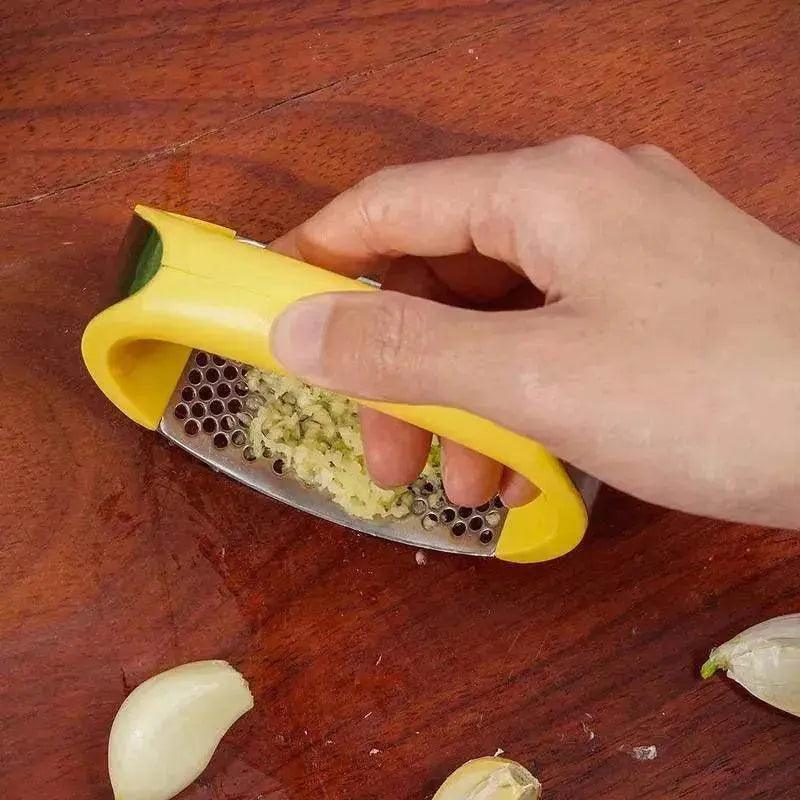 Stainless Steel Garlic Masher Garlic Press Household Manual Curve Fruit Vegetable Tools Kitchen Gadgets - EX-STOCK Canada