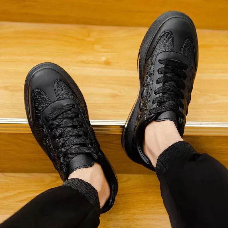 Chaussures en cuir tendance pour hommes Baskets décontractées à la mode - EX-STOCK Canada