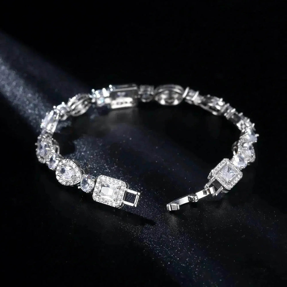 Bracelet en zircon en forme d'œil de cheval à goutte d'eau multi-formes - EX-STOCK Canada