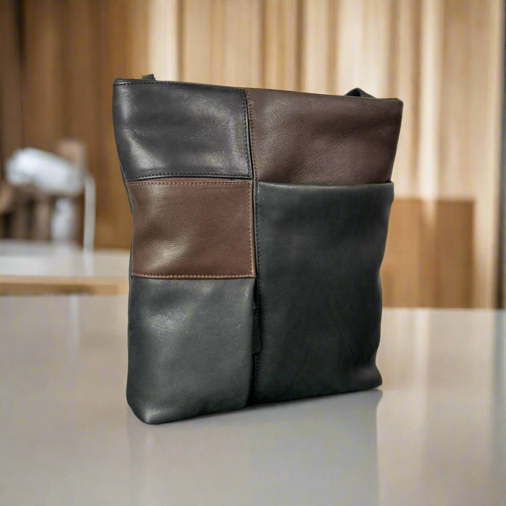 Bolso bandolera Delgado Derek AlexanderEX-STOCK Canada