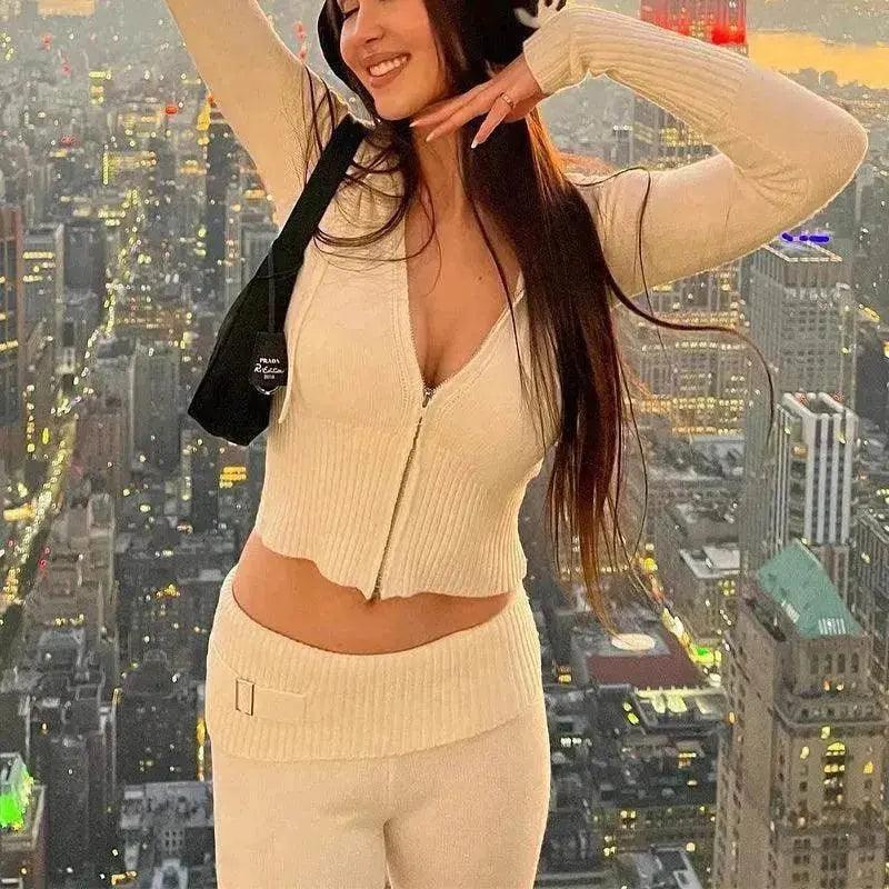سترة رياضية مريحة للنساء بأكمام طويلة ساحرة وسروال طويل عالي الخصر - EX-STOCK Canada