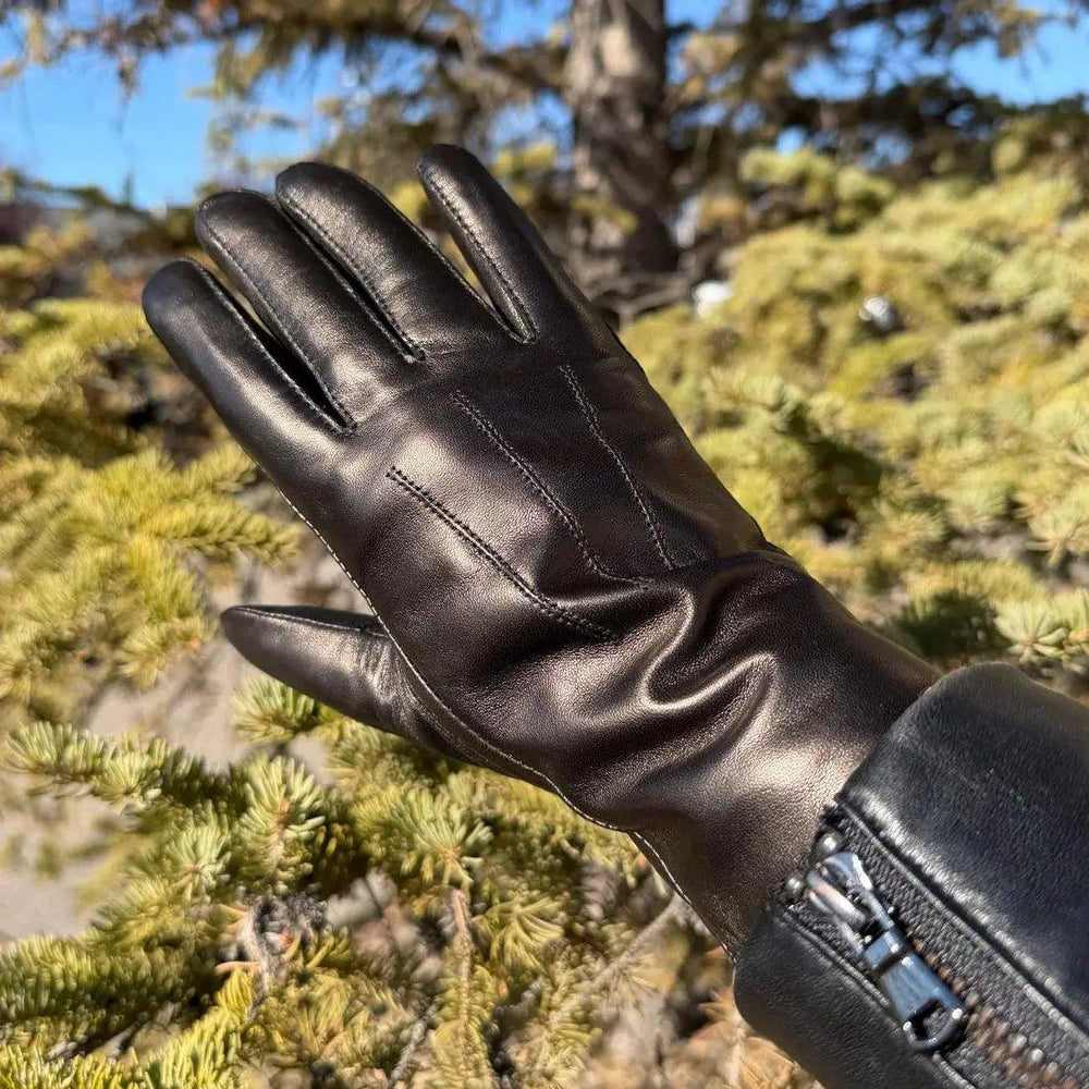 Women's Drum Dyed Lamb Leather Gloves with Luxurious Rabbit Fur Trim EX-STOCK Canada