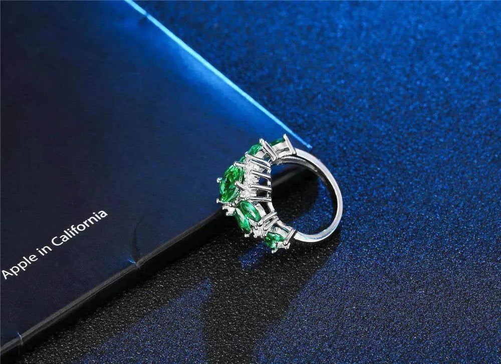 Women's Emerald Zircon Ring Bracelet - EX-STOCK Canada