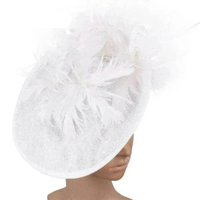 Festival de courses hippiques pour femmes : mode haut de gamme, accessoires capillaires aristocratiques EX-STOCK Canada