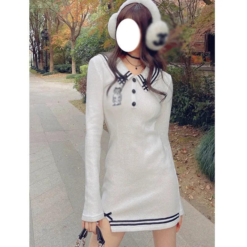 Robe moulante en laine tricotée thermique avec col rond brodé pour femmes - EX-STOCK Canada