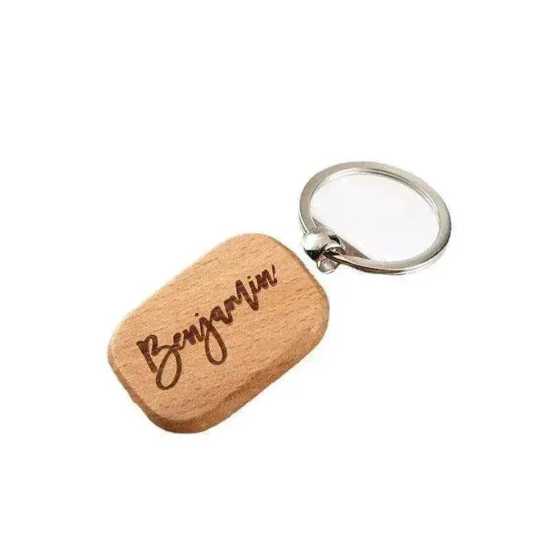 Porte-clés pendentif avec lettres gravées en bois - EX-STOCK Canada
