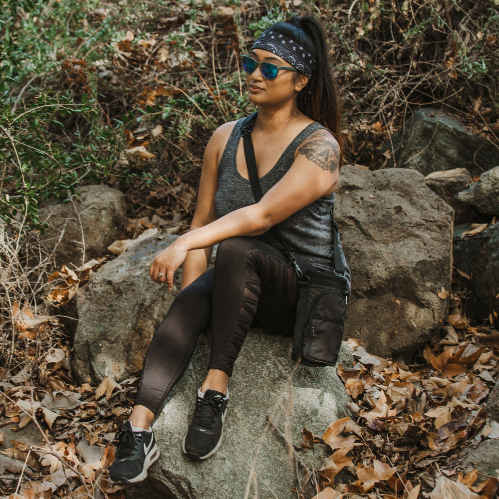 Bandana classica ZANheadgear 3 in 1 B&W PaisleyEX-STOCK Canada