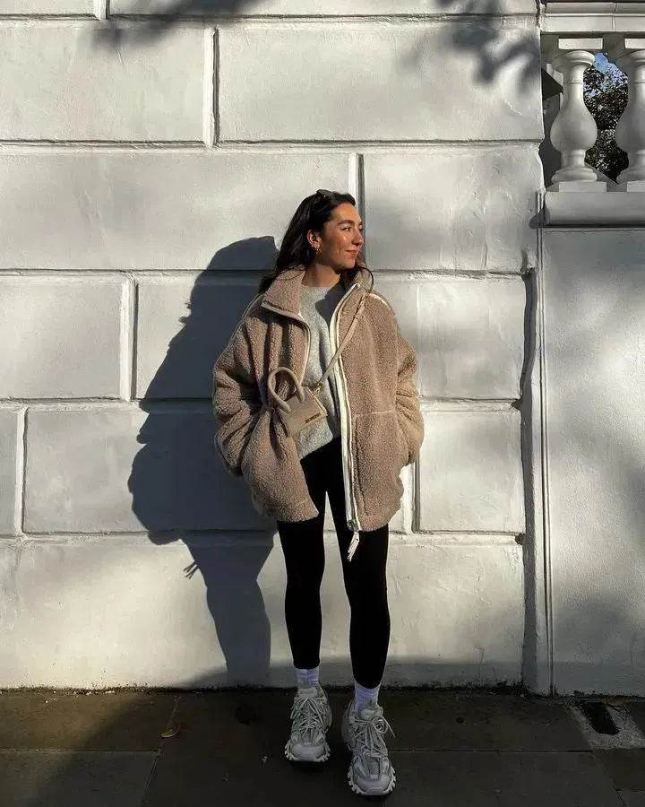 New Fashion Loose Anti-cashmere Hooded Zipper Huge Fleece Winter Jacket - EX-STOCK Canada