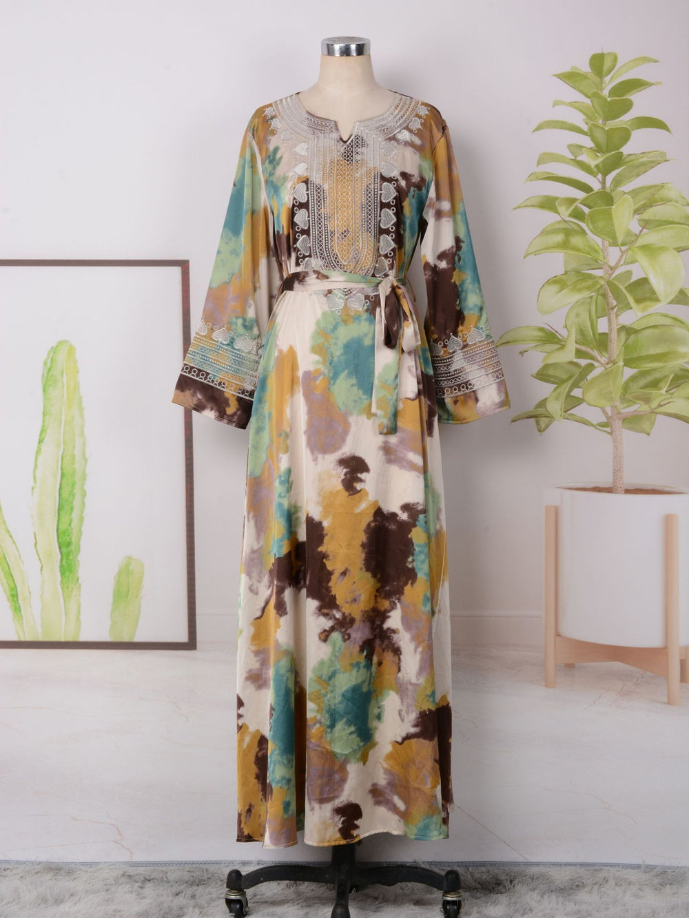 Robe musulmane ample pour femme à imprimé et broderie - EX-STOCK Canada