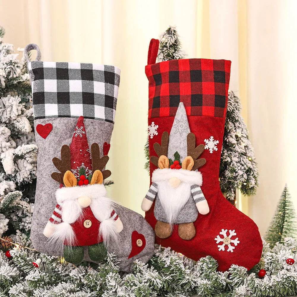 Plaid Three-dimensional Couple Faceless Doll Christmas Stockings Christmas Eve Gift Bag Candy Bag - EX-STOCK Canada