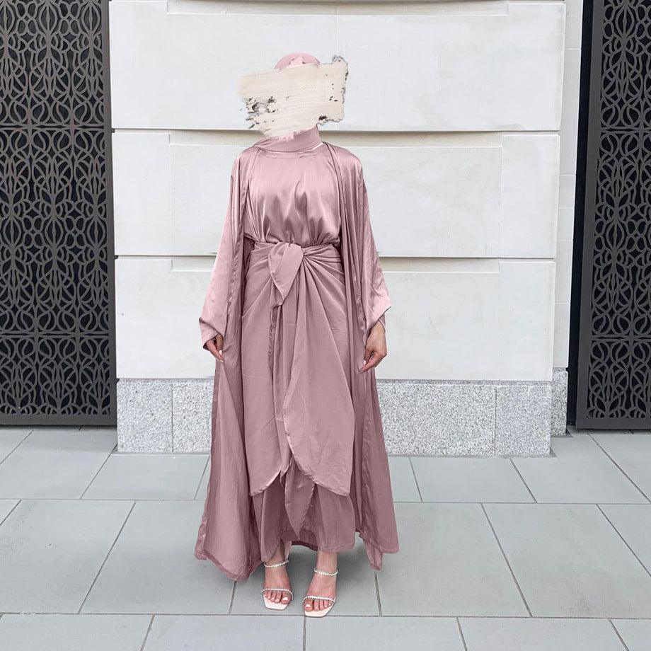Robe en satin costume trois pièces féminin