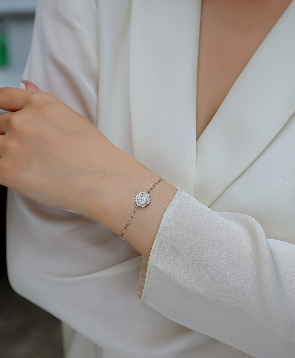 Chain Of Wealth - A Luxurious And Fashionable Light Luxury Jewelry Silver Bracelet And Bracelet Set With Top-quality Moissanite, S925 Silver Plated Platinum EX-STOCK Canada