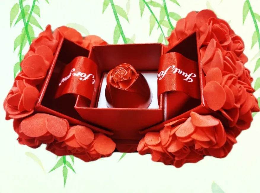 Hot Valentine's Day Gifts Metal Rose Jewelry Gift Box Necklace For Wedding Girlfriend Necklace Gifts - EX-STOCK Canada