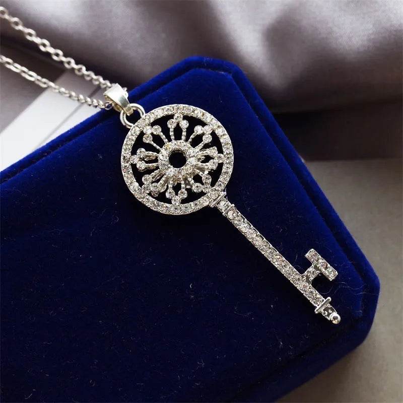 Diamond Garland Key Necklace For Women Reel Chain - EX-STOCK Canada