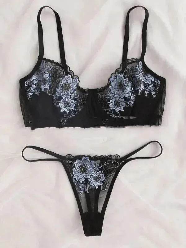 Embroidered Lace Charming Lingerie Temptation Lingerie Set - EX-STOCK Canada