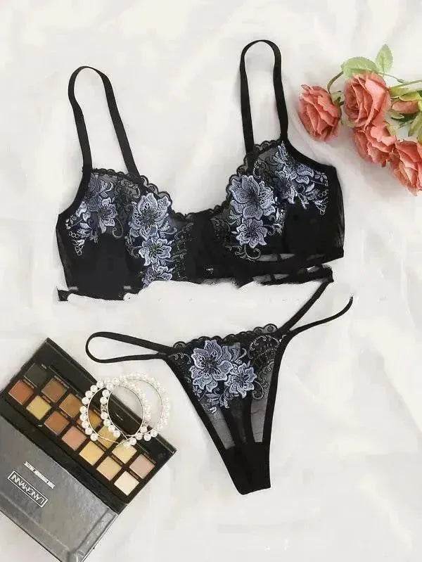 Embroidered Lace Charming Lingerie Temptation Lingerie Set - EX-STOCK Canada