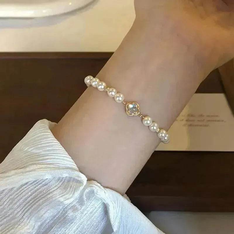 Exquisite Pearl Bracelets for Elegant Women. - EX-STOCK Canada
