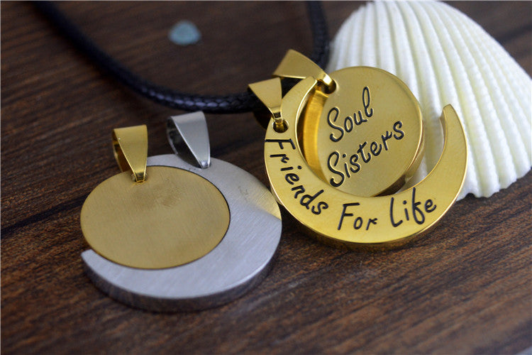 Collier Couple Lune et Soleil en Acier Inoxydable - EX-STOCK Canada