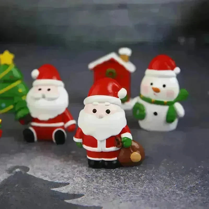 Decorative Resin Ornaments For Christmas Baked Cakes - EX-STOCK CANADA