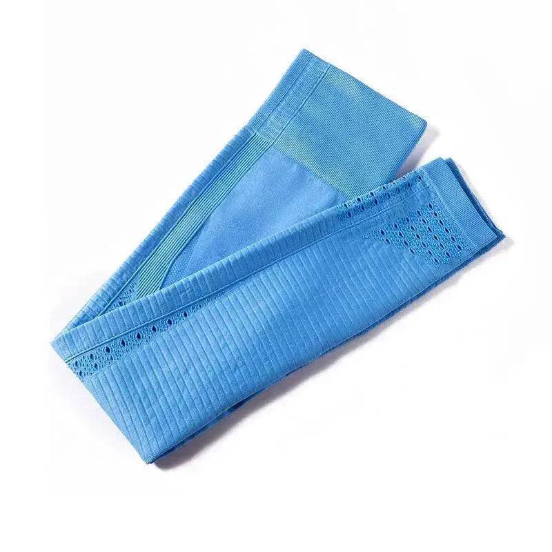 Gym sports suit - EX-STOCK Canada