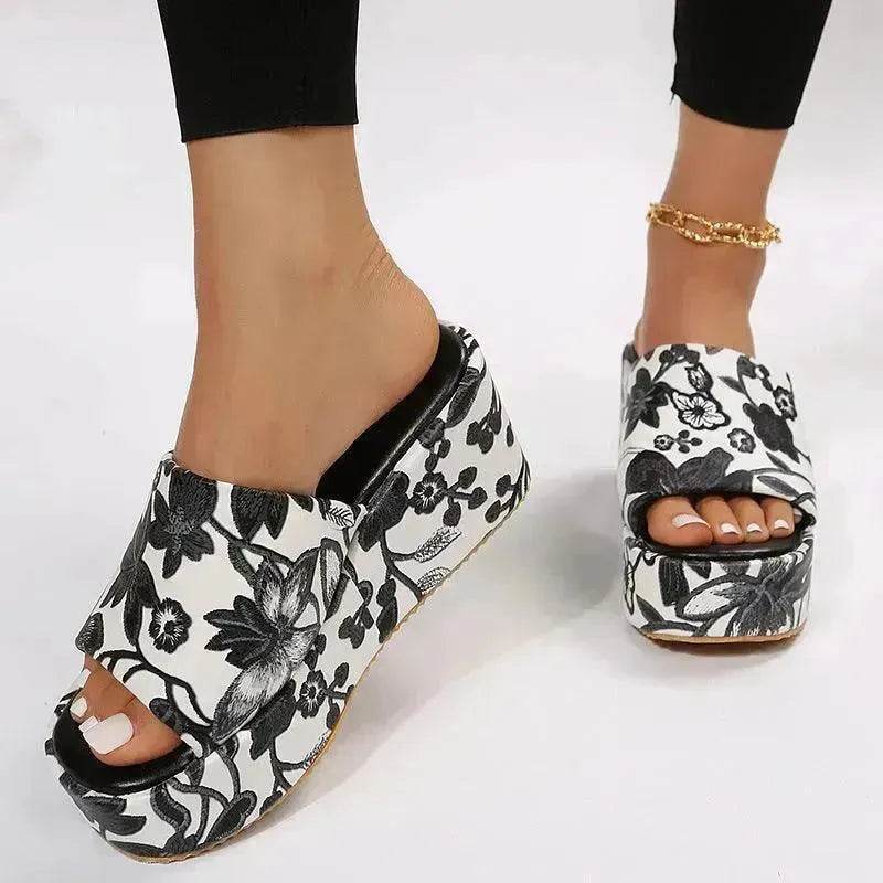 New Round Toe Wedge Embroidered Classic Embroidery Slippers For Women - EX-STOCK Canada