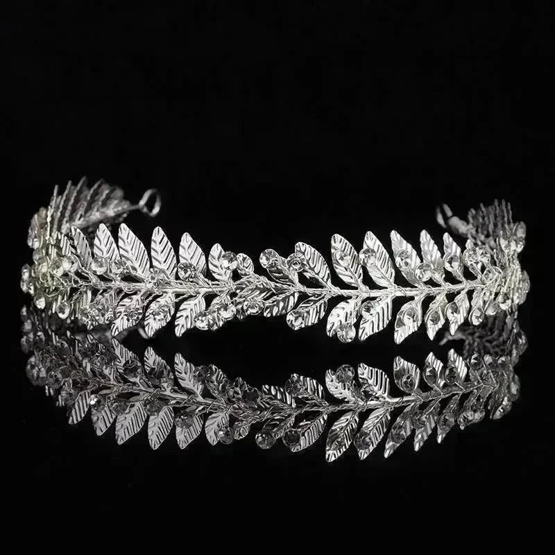 Women's Silver-plated Rhinestone Alloy Crown Tiara - EX-STOCK CANADA