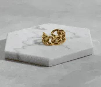 À la mode avec une bague au design unique en chaîne - EX-STOCK CANADA