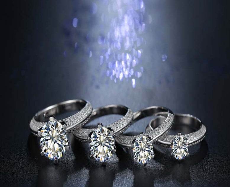 Six-claw paved with diamond luxury ring EX-STOCK Canada 