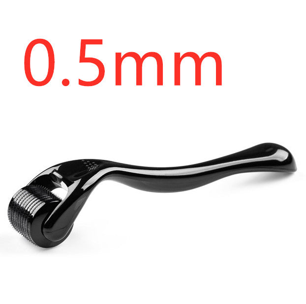 Black derma roller with '0.5mm' text on a white background