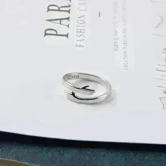 Alloy Simple Hands Hug Ring Opening Adjustable Jewelry - EX-STOCK CANADA