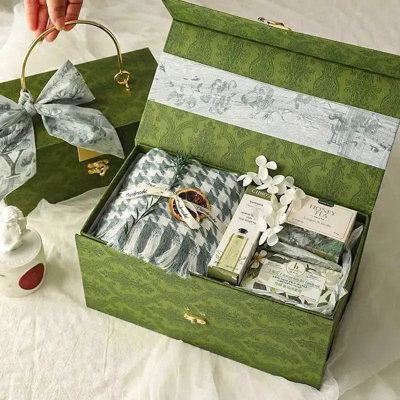Gift Gift For Girlfriend Niche Winter Scarf Gift Box - EX-STOCK Canada