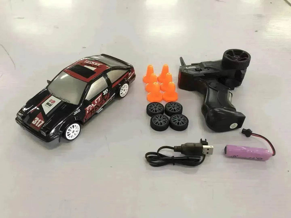سيارة درفت RC 2.4G 4WD لعبة سيارة درفت RC سيارة التحكم عن بُعد نموذج GTR AE86 سيارة لعبة سباق RC للأطفال هدايا عيد الميلاد - EX-STOCK Canada