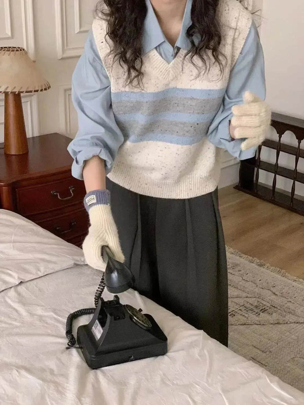 Cashmere Sleeveless V-neck Knitted Sweater Vest top for women - EX-STOCK Canada